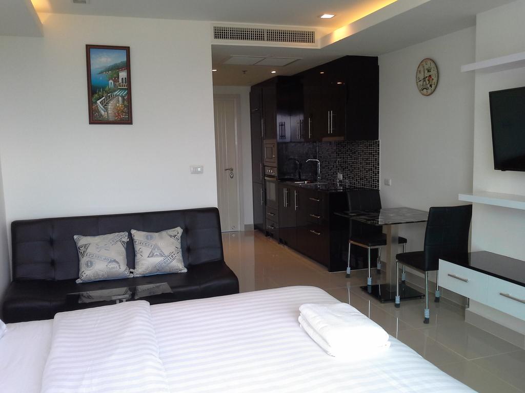 Cosy Beach View Apartments Pattaya Ngoại thất bức ảnh