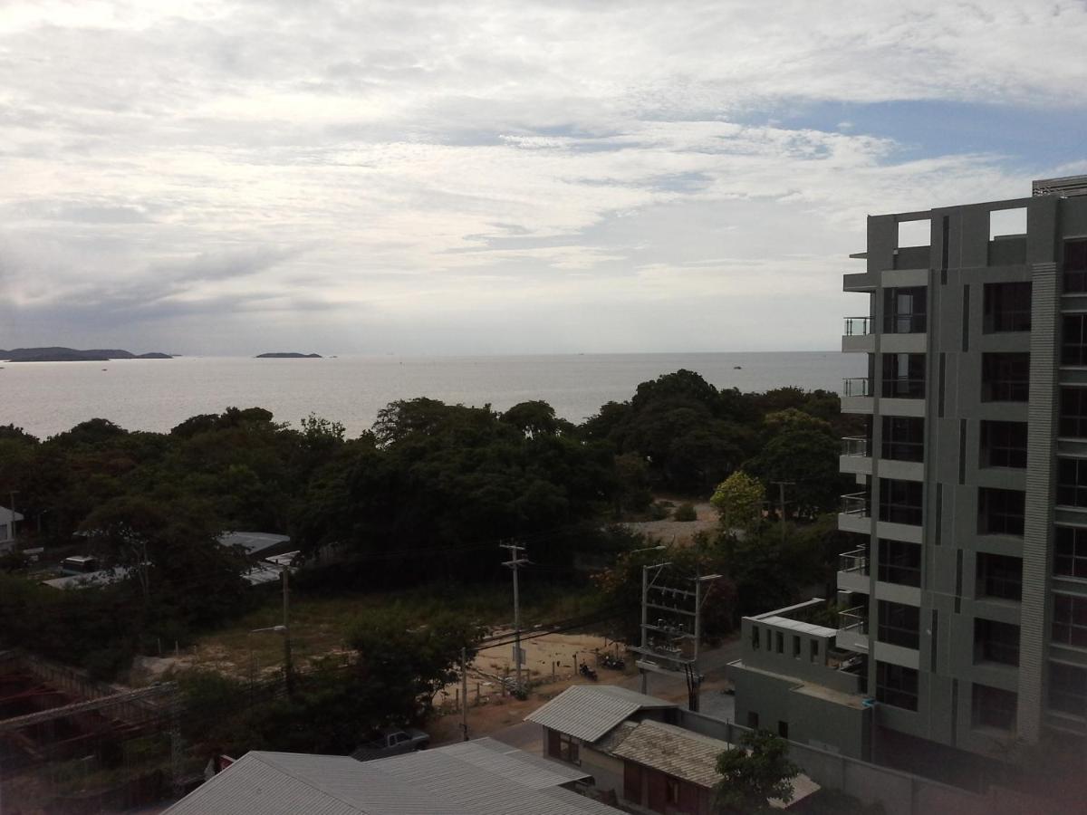 Cosy Beach View Apartments Pattaya Phòng bức ảnh